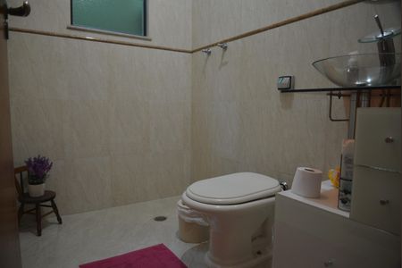 Casa à venda com 191m², 3 quartos e 3 vagasLavabo