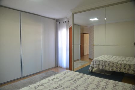 Casa à venda com 191m², 3 quartos e 3 vagasQuarto Suite 1
