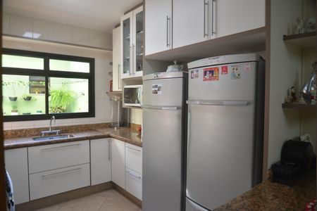 Casa à venda com 191m², 3 quartos e 3 vagasCozinha