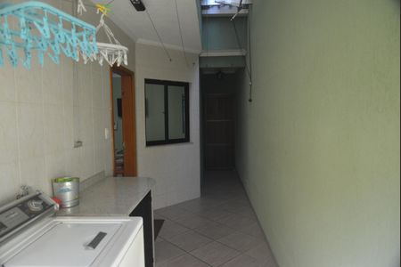 Casa à venda com 191m², 3 quartos e 3 vagasÁrea de Serviço