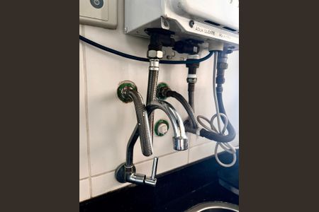 Apartamento à venda com 130m², 3 quartos e 2 vagas Apartamento à venda com 130m², 3 quartos e 2 vagasÁrea de Serviço