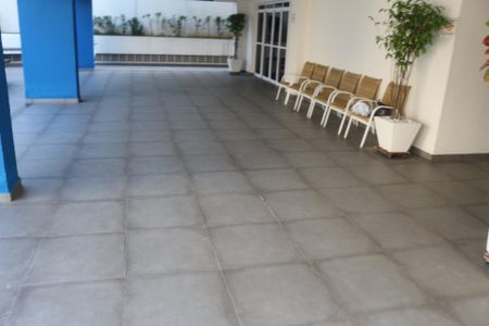 Apartamento à venda com 66m², 2 quartos e 1 vagaÁrea comum