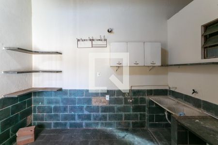 Casa à venda com 180m², 8 quartos e 8 vagas