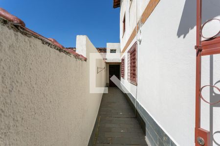 Casa à venda com 180m², 8 quartos e 8 vagas