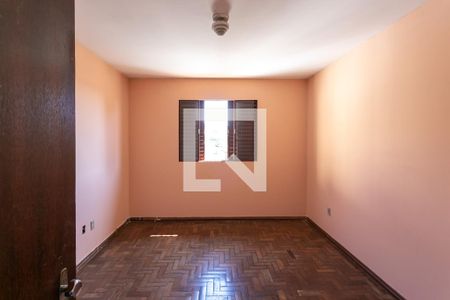 Casa à venda com 180m², 8 quartos e 8 vagas