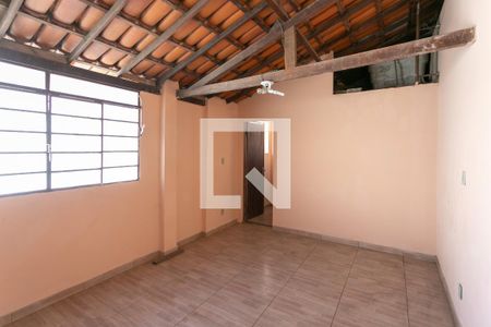 Casa à venda com 180m², 8 quartos e 8 vagas