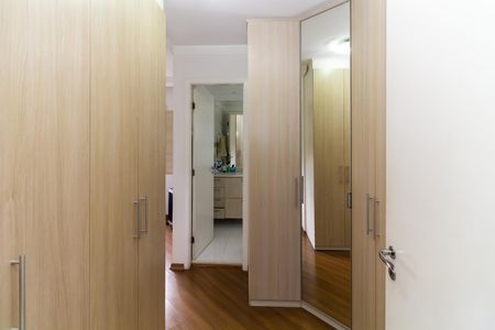 Apartamento à venda com 104m², 3 quartos e 2 vagas Apartamento à venda com 104m², 3 quartos e 2 vagasSuíte