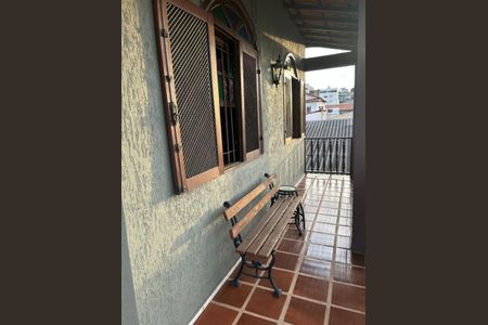 Casa à venda com 250m², 3 quartos e 6 vagas