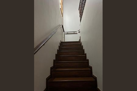 Casa à venda com 250m², 3 quartos e 6 vagas