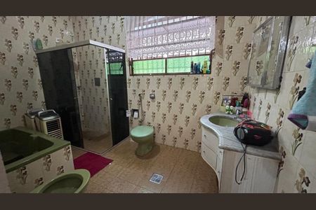 Casa à venda com 250m², 3 quartos e 6 vagas