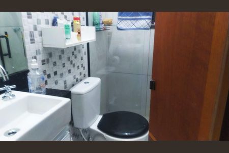 Apartamento à venda com 39m², 2 quartos e 1 vaga Apartamento à venda com 39m², 2 quartos e 1 vagaBanheiro