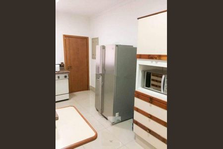 Casa à venda com 230m², 3 quartos e 4 vagas