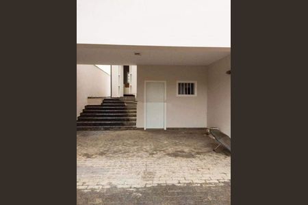 Casa à venda com 230m², 3 quartos e 4 vagas