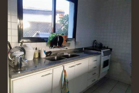Casa de condomínio à venda com 500m², 4 quartos e 4 vagas