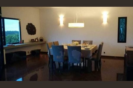 Casa de condomínio à venda com 500m², 4 quartos e 4 vagas