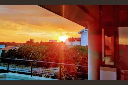 Casa de condomínio à venda com 500m², 4 quartos e 4 vagas