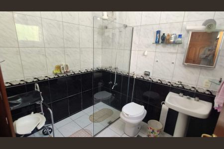 Casa à venda com 270m², 3 quartos e 4 vagas