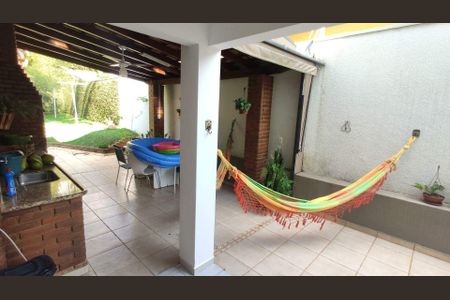 Casa à venda com 270m², 3 quartos e 4 vagas