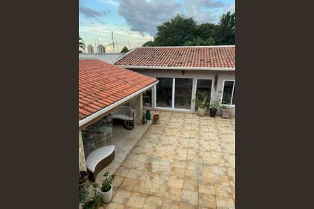 Casa à venda com 410m², 3 quartos e 4 vagas