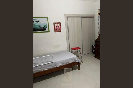 Casa à venda com 410m², 3 quartos e 4 vagas