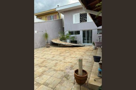 Casa à venda com 410m², 3 quartos e 4 vagas