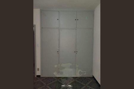 Casa à venda com 248m², 3 quartos e 4 vagas