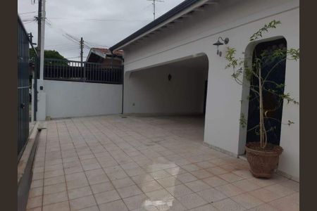 Casa à venda com 248m², 3 quartos e 4 vagas