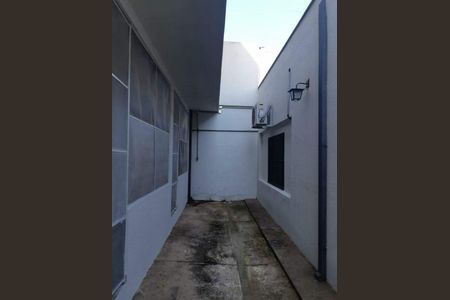 Casa à venda com 248m², 3 quartos e 4 vagas