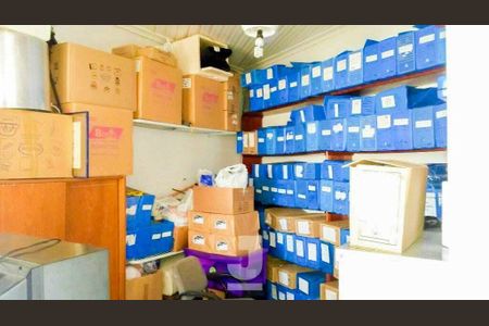 Casa à venda com 160m², 3 quartos e 4 vagas