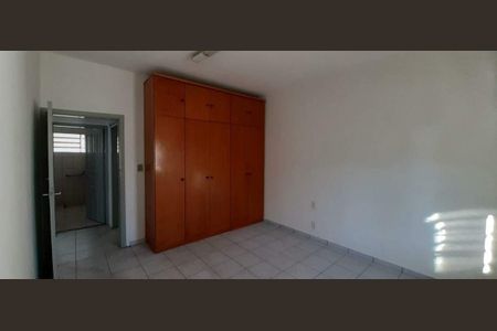 Casa à venda com 209m², 3 quartos e sem vaga