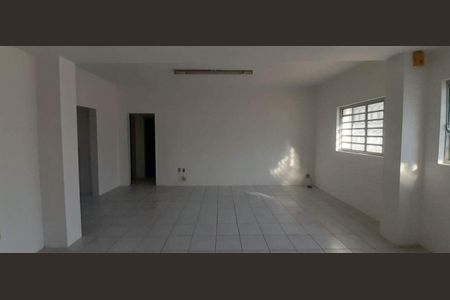 Casa à venda com 209m², 3 quartos e sem vaga