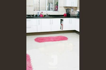 Casa à venda com 276m², 3 quartos e 3 vagas