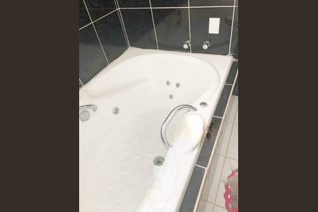 Casa à venda com 276m², 3 quartos e 3 vagas