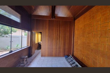 Casa de condomínio à venda com 487m², 6 quartos e 8 vagas
