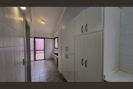 Casa de condomínio à venda com 487m², 6 quartos e 8 vagas