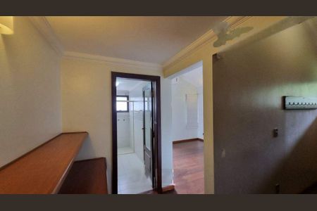 Casa de condomínio à venda com 487m², 6 quartos e 8 vagas