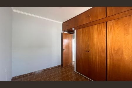 Casa à venda com 168m², 5 quartos e 2 vagas Casa à venda com 168m², 5 quartos e 2 vagasQuarto