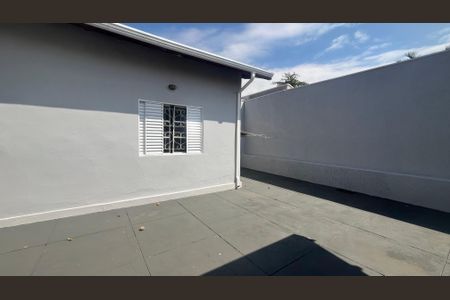 Casa à venda com 168m², 5 quartos e 2 vagas Casa à venda com 168m², 5 quartos e 2 vagasÁrea comum