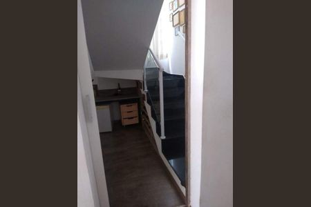 Casa de condomínio à venda com 260m², 4 quartos e 6 vagas