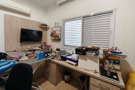 Casa de condomínio à venda com 262m², 4 quartos e 4 vagasQuarto 2