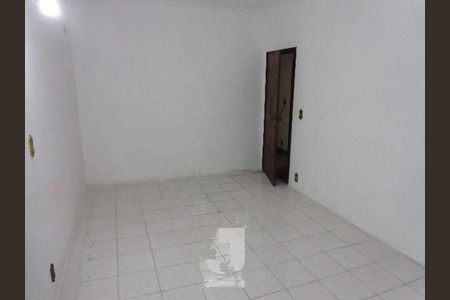 Casa à venda com 157m², 3 quartos e 4 vagas