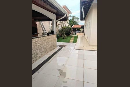 Casa à venda com 750m², 3 quartos e 6 vagas