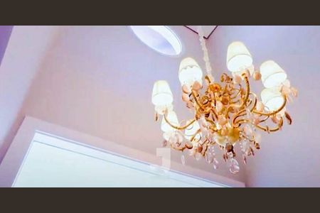 Casa de condomínio à venda com 552m², 4 quartos e 6 vagas