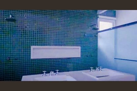 Casa de condomínio à venda com 552m², 4 quartos e 6 vagas