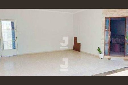 Casa à venda com 224m², 3 quartos e 4 vagas