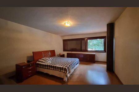 Casa de condomínio à venda com 960m², 6 quartos e 6 vagas