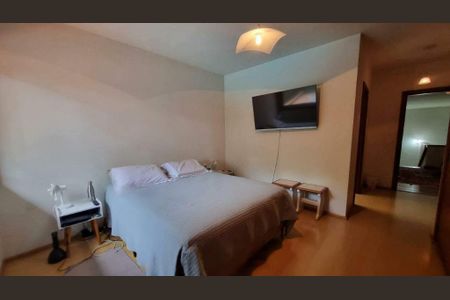 Casa de condomínio à venda com 960m², 6 quartos e 6 vagas