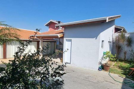 Casa à venda com 75m², 3 quartos e 2 vagas