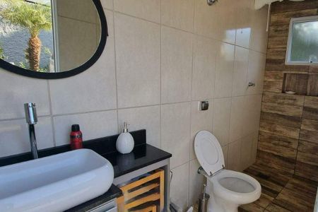 Casa à venda com 75m², 3 quartos e 2 vagas