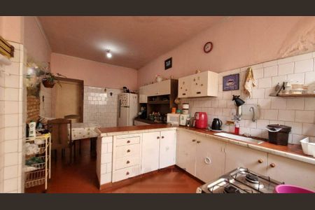 Casa à venda com 226m², 3 quartos e 2 vagas
